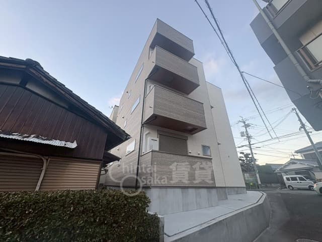 Main exterior of Precious Kanzakigawa 102  