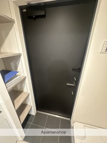 Room image 12