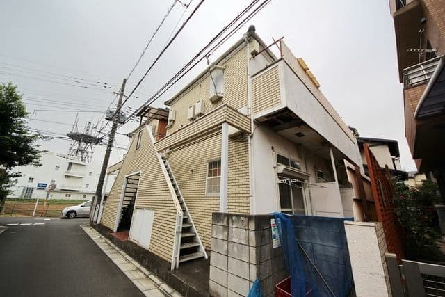 Main exterior of Acuru Tsuruze