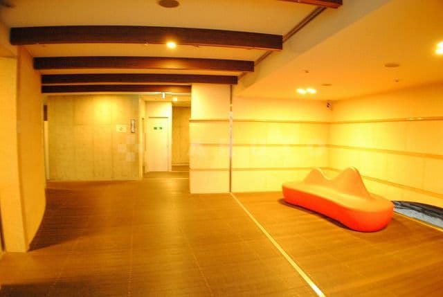 Room image 12