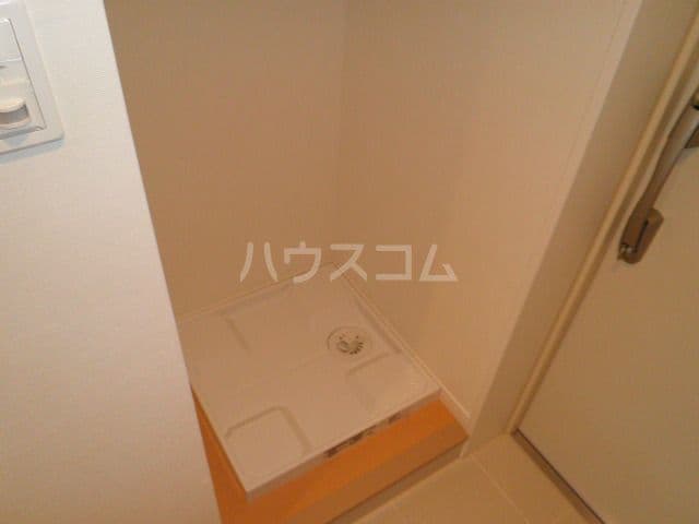Room image 10