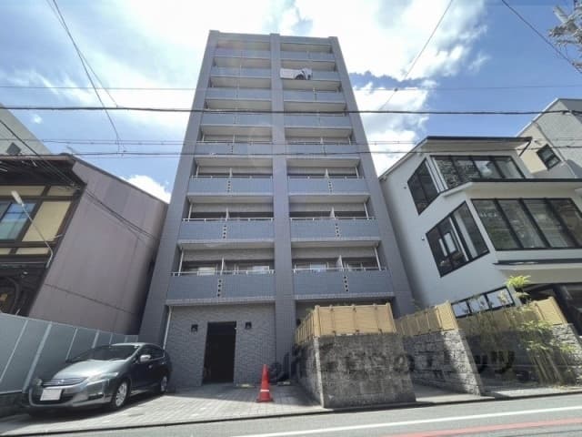 Main exterior of Apex Kyoto Shinkyogoku 1