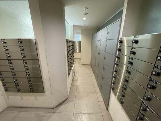 Room image 9