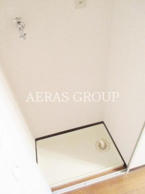 Room image 11