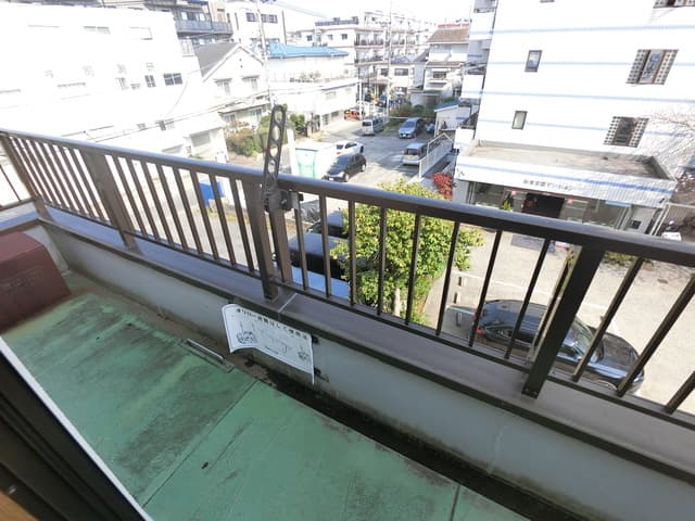 Room image 9