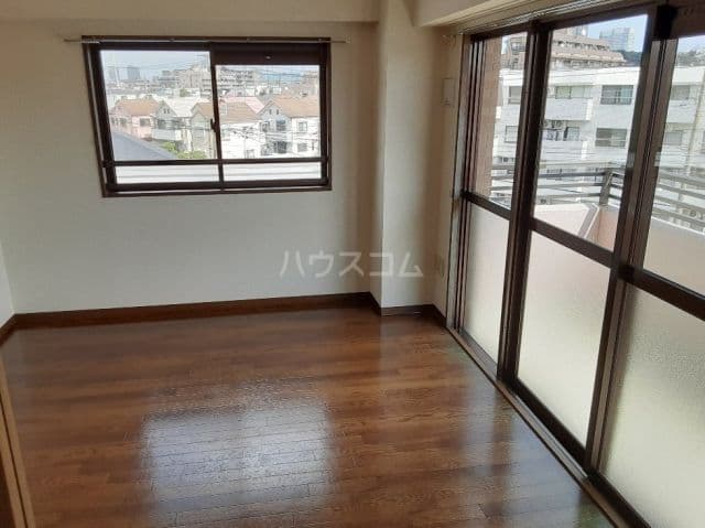 Preview interior of Aldale Hiyoshi 402  