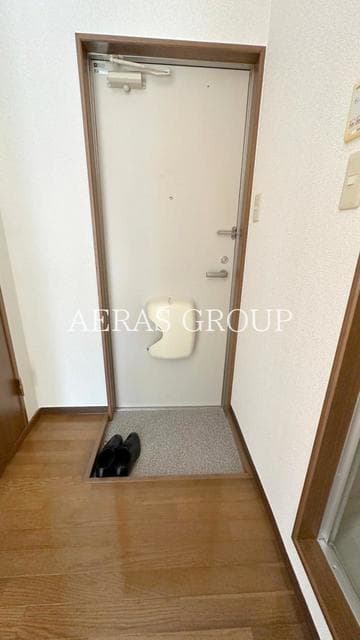 Room image 11