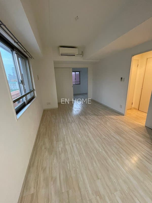 Preview interior of Salabernar Yuhigaoka