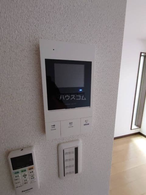 Room image 11