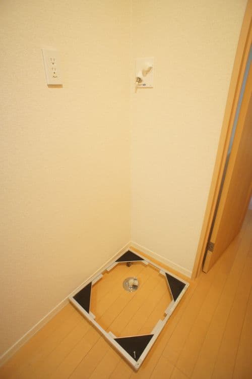 Room image 13