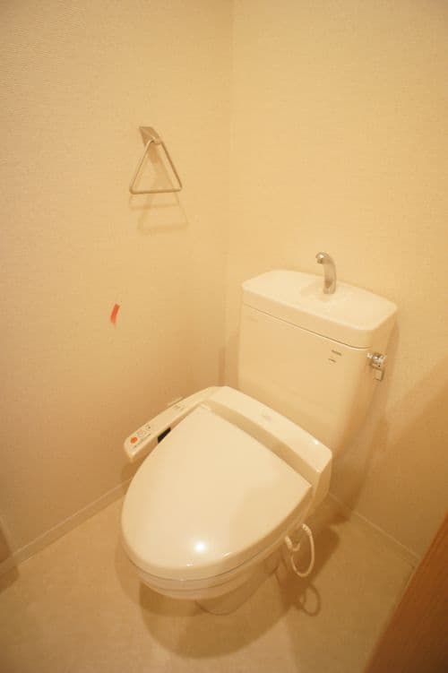 Room image 10