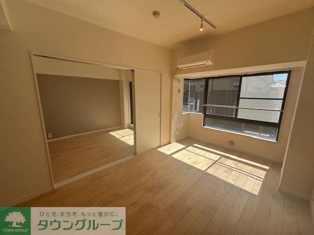 Preview interior of Rb ISM Musashi Urawa