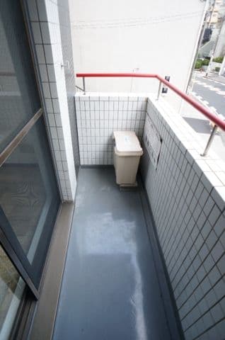 Room image 9