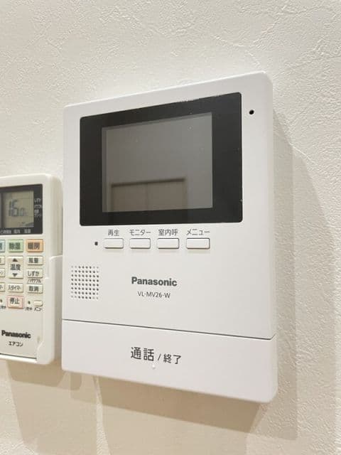 Room image 10