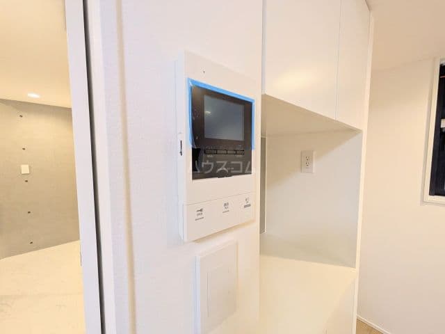Room image 10