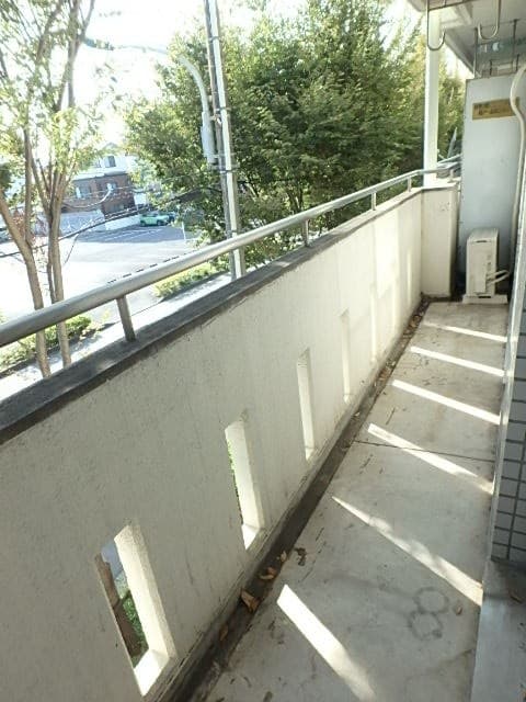 Room image 10