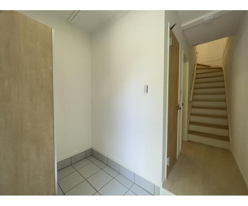 Room image 13