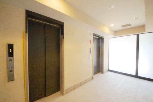 Room image 13