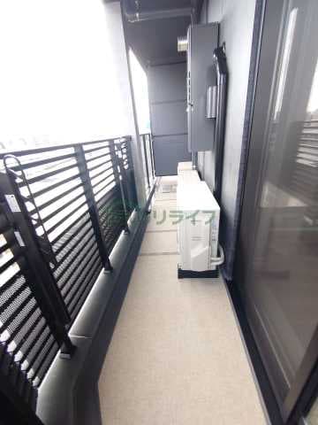 Room image 10