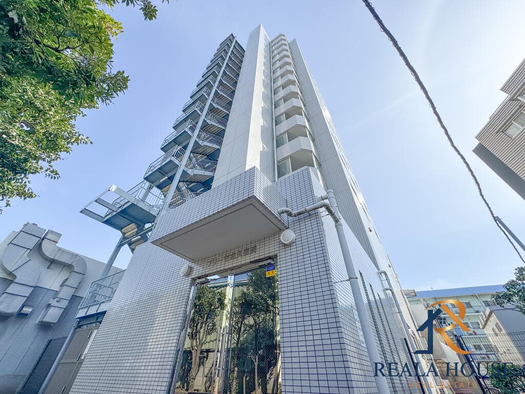 Main exterior of Rb Breeze Kitakurihama