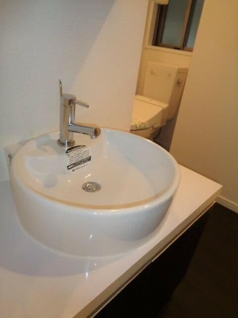 Room image 9