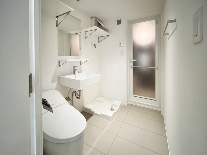 Room image 10