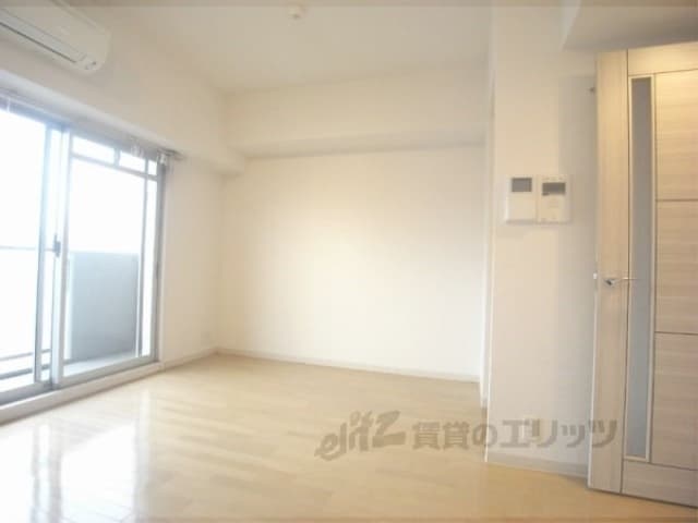 Preview interior of 🌸TC - Eslead Karasuma Gojo Ekimae