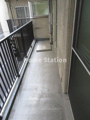 Room image 10