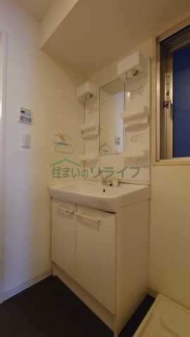 Room image 9