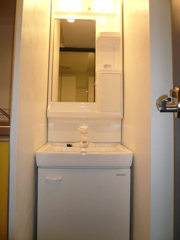 Room image 8
