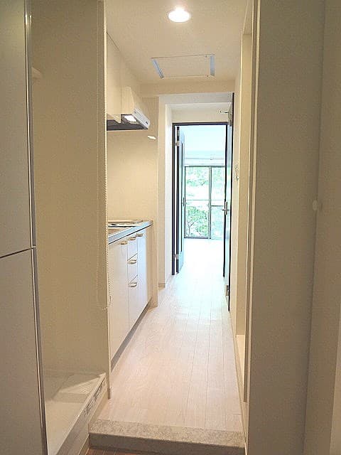 Room image 11