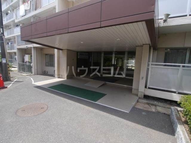 Room image 12