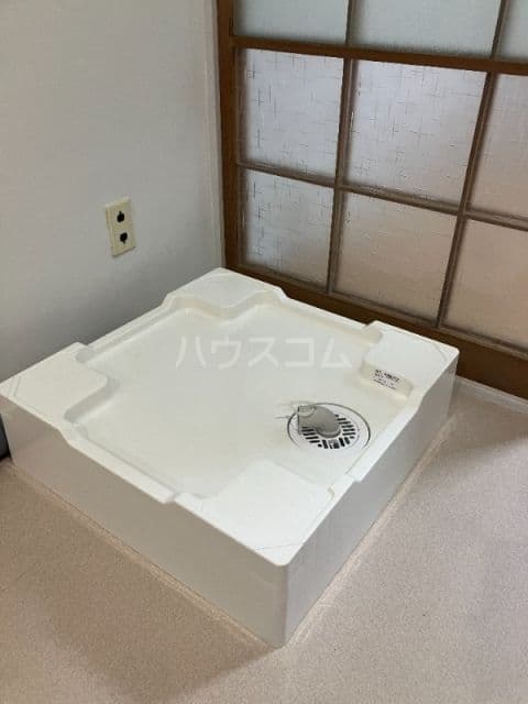 Room image 10