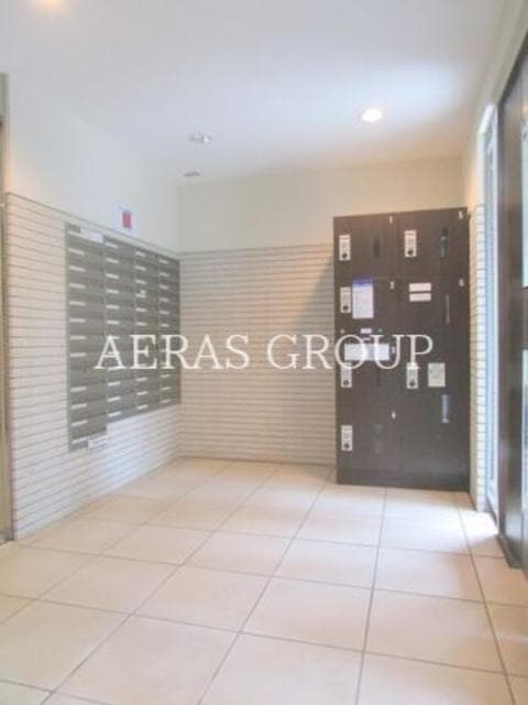 Room image 13