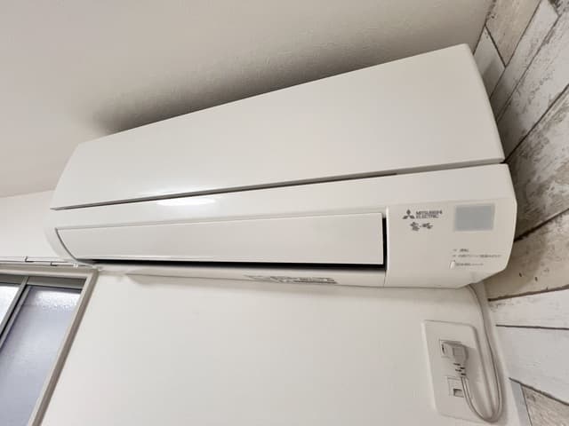 Room image 11