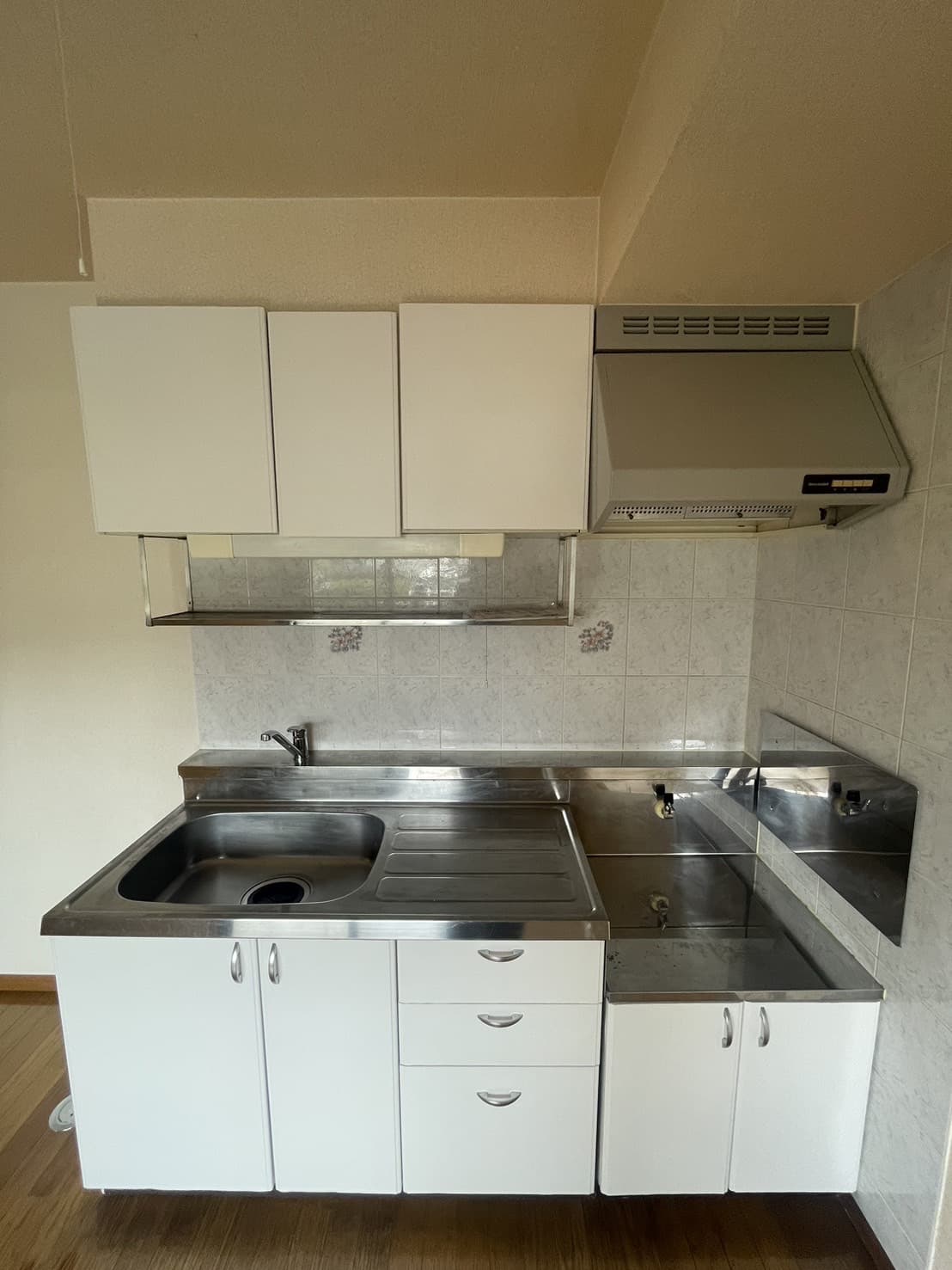 Preview interior of Rizeru 306 Corner Room ✨[RT]