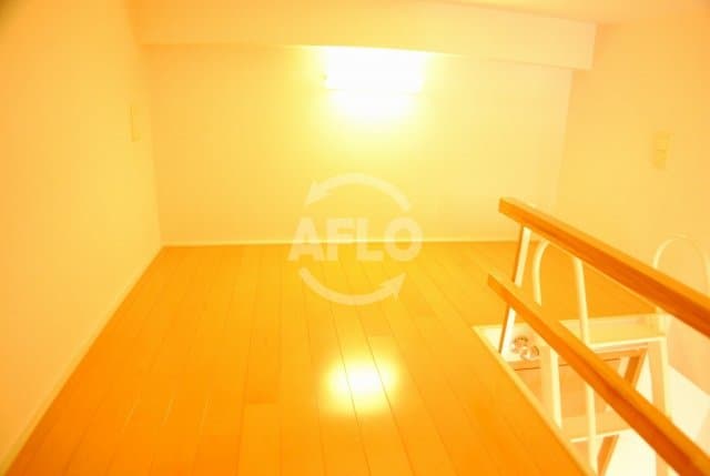 Room image 11