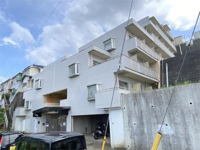 Main exterior of TOP Nagatsuda No. 2  KM 🌳