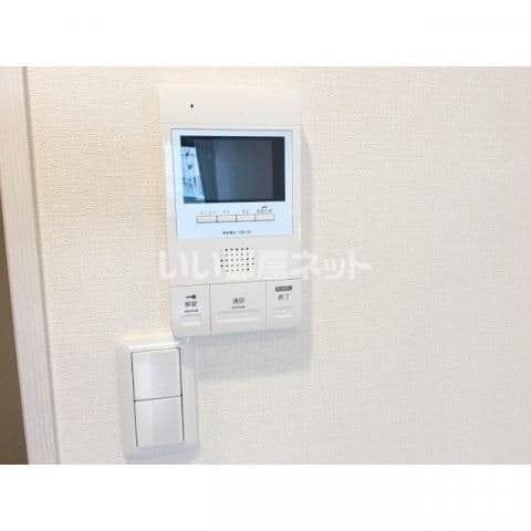 Room image 10