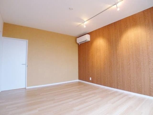 Preview interior of Corp Sunlight