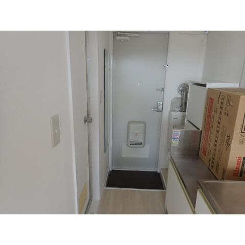 Room image 12