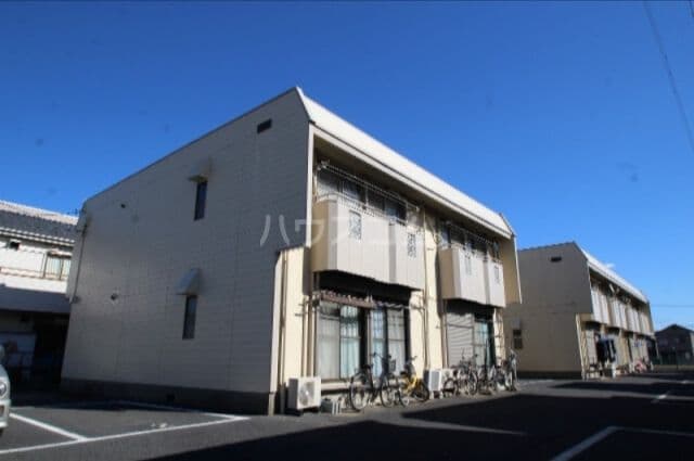 Main exterior of Green Park Koshigaya Building A 102
