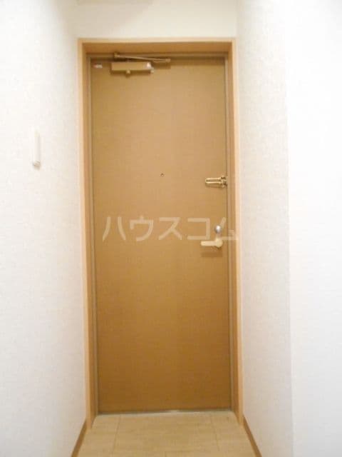 Room image 12