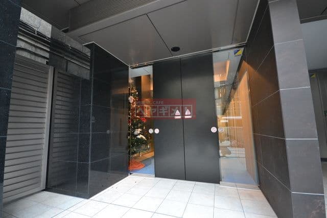 Room image 12