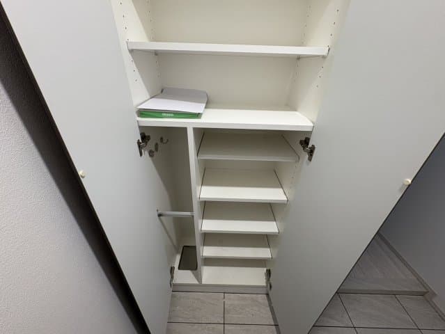 Room image 10