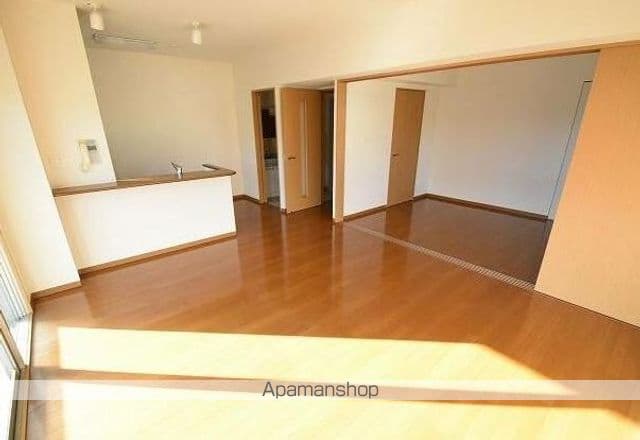 Preview interior of Parc de Saligé 401 