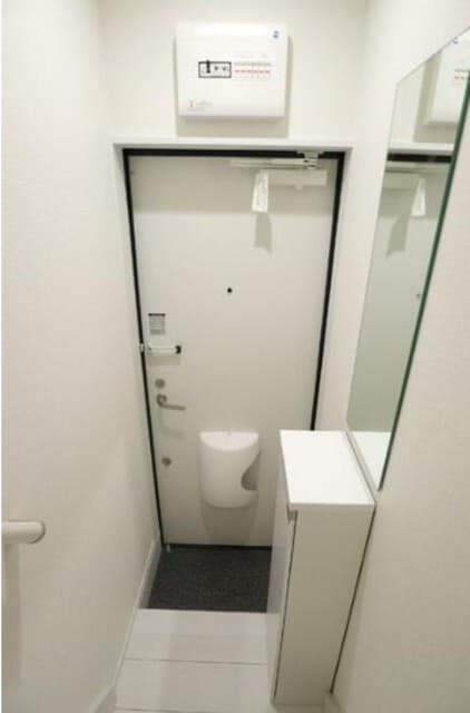 Room image 12