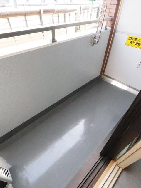Room image 10