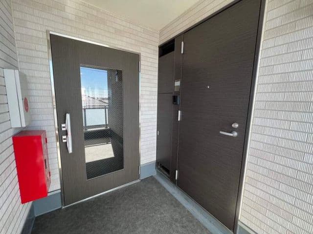 Room image 13