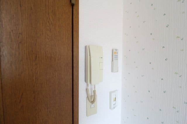 Room image 11